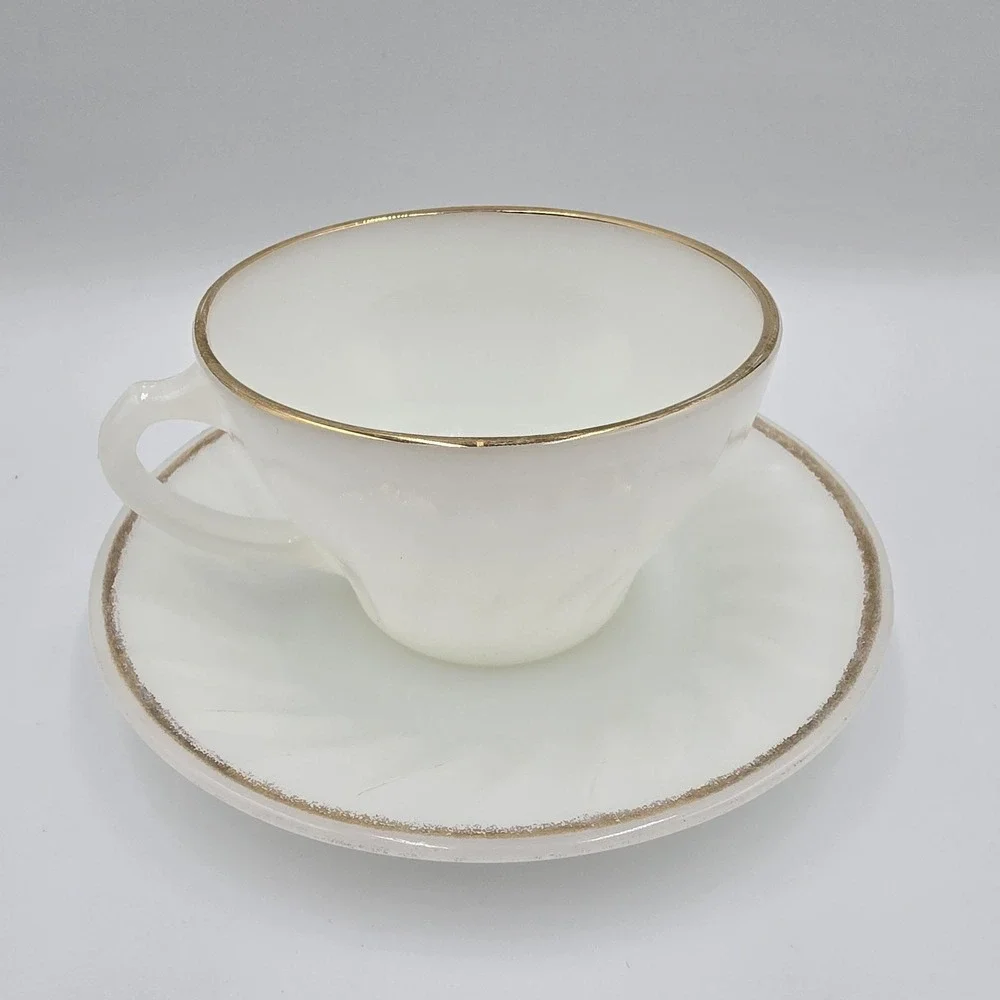 Fire-King Anchor Hocking White Swirl Milk Glass Tea Cup Saucer Gold‎ Rim